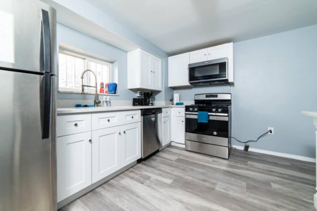 1St Floor - Free Parking - Washer & Dryer - Agh Pittsburgh Bagian luar foto
