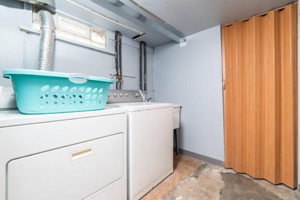 1St Floor - Free Parking - Washer & Dryer - Agh Pittsburgh Bagian luar foto